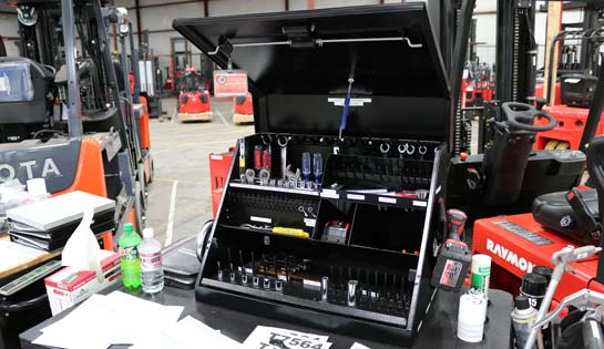 Raymond Handling Consultants | Atlanta Forklift Service